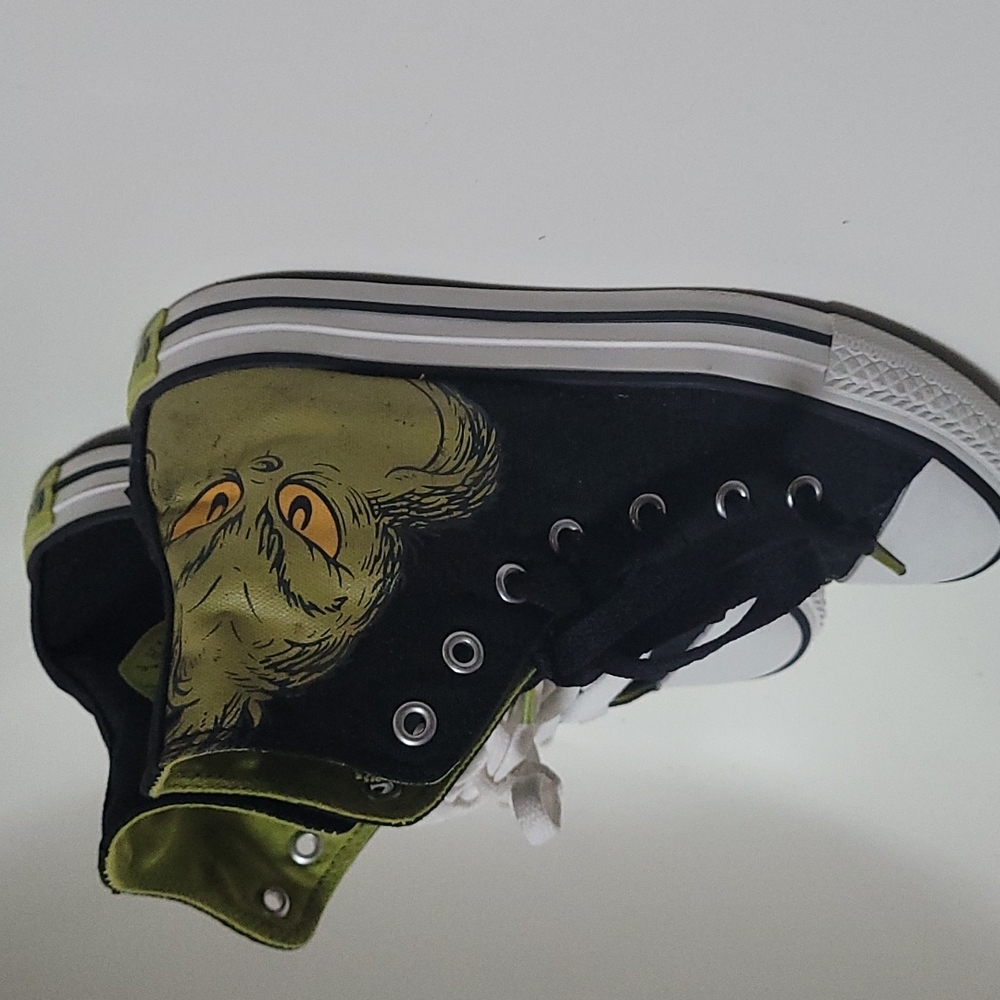 Unisex Grinch Converse RARE